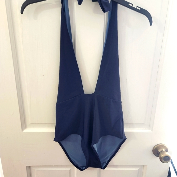 ☆NEW - AERIE, Size Small, One Piece Bathing Suit - Low Cut - Deep V Halter - Picture 6 of 6